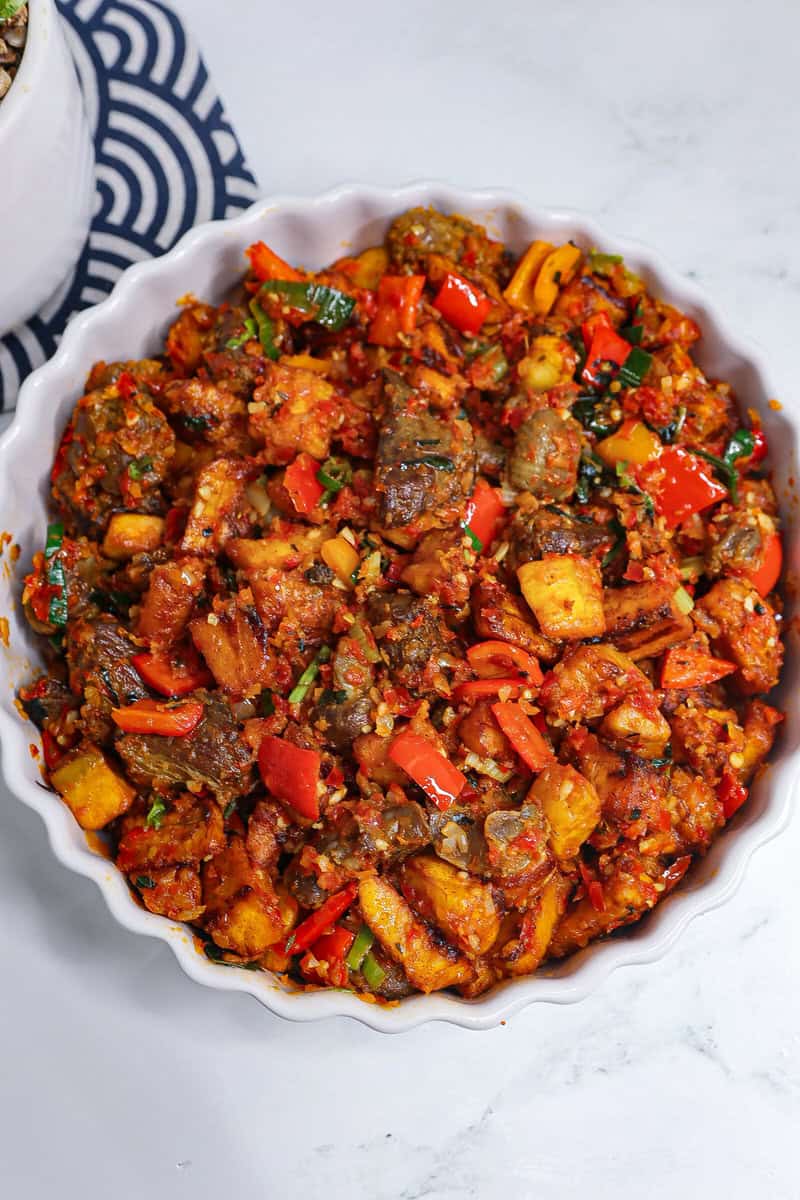 Gizdodo served hot with pepper sauce